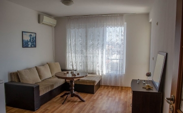 Продается вторичная квартира в Болгарии для круглогодичного проживания. Квартира в Бургасе в квартале Сарафово у моря.