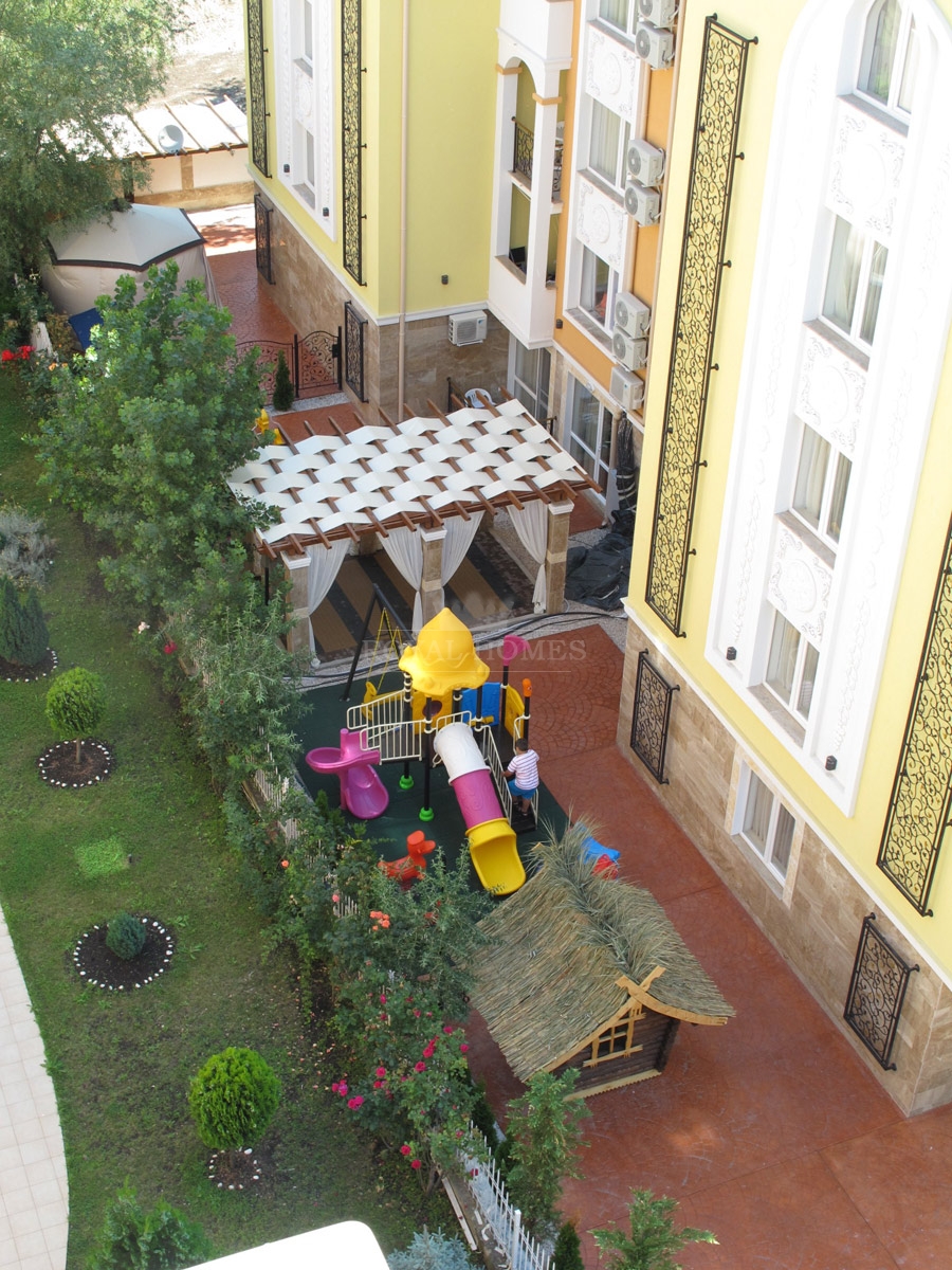 Продажа квартир в Болгарии от застройщика на Солне