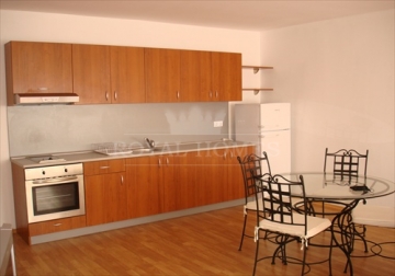 Продается квартира в Болгарии недалеко от моря для круглогодичного проживания. Вторичная недвижимость в Бургасе квартал Сарафово.