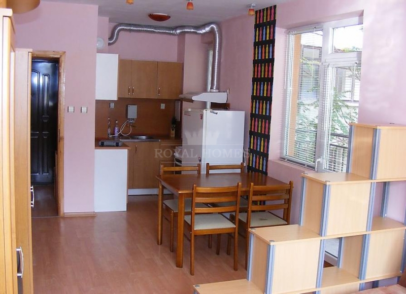 Недвижимость в Бургас –двухкомнатная квартира в це