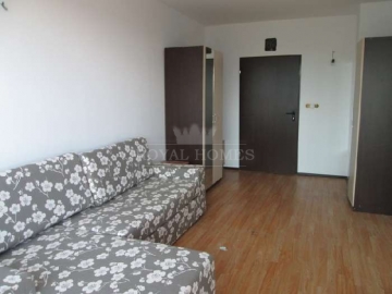 Меблированная двухкомнатная квартира в Болгарии. Вторичная недвижимость на продажу в элитном квартале Сарафово.