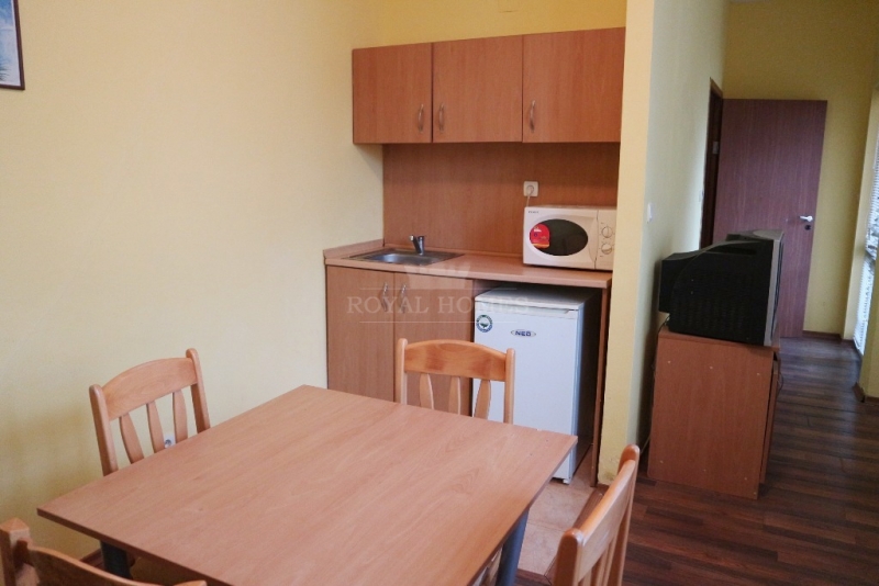 Дешевая двухкомнатная квартира на море в Болгарии
