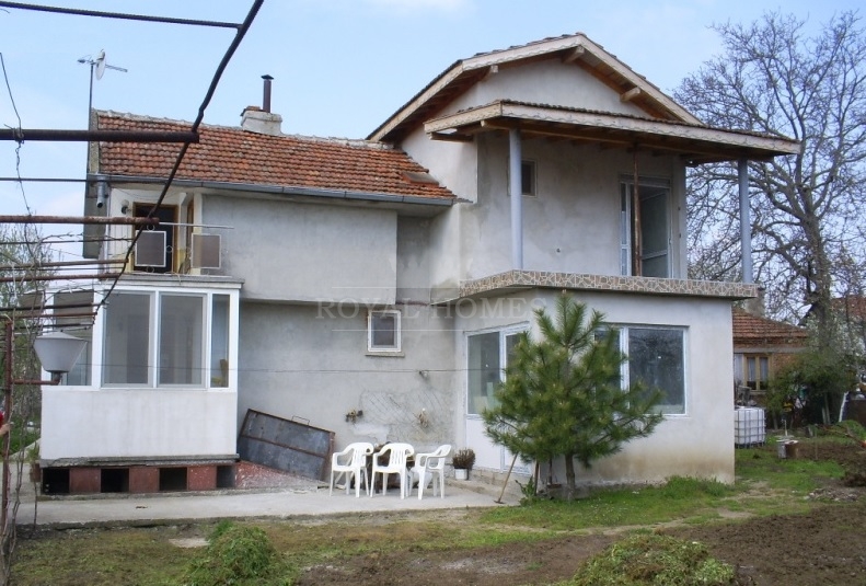 Дом на продажу в Болгарии. Недвижимость в районе Б