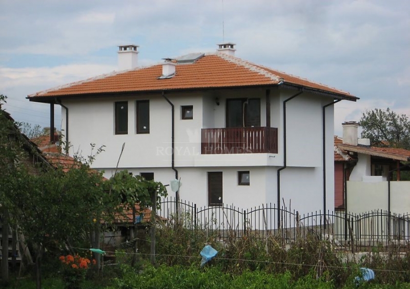 Купить дом в Болгарии на море