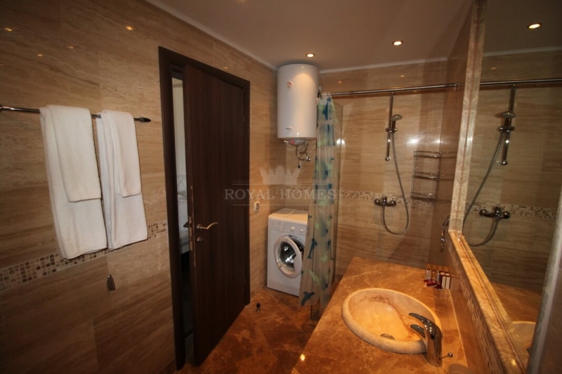 Элитная недвижимость в Черноморец на первой линии.