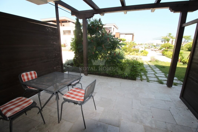 Элитная недвижимость в Черноморец на первой линии.