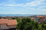 Купить  новый трехэтажный  дом в Болгарии с бассей