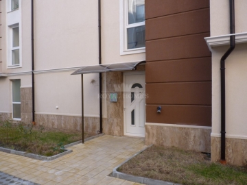 Новая квартира в Поморие в 50 м. от пляжа в Старом городе. Недвижимость в Болгарии без таксы поддержки.