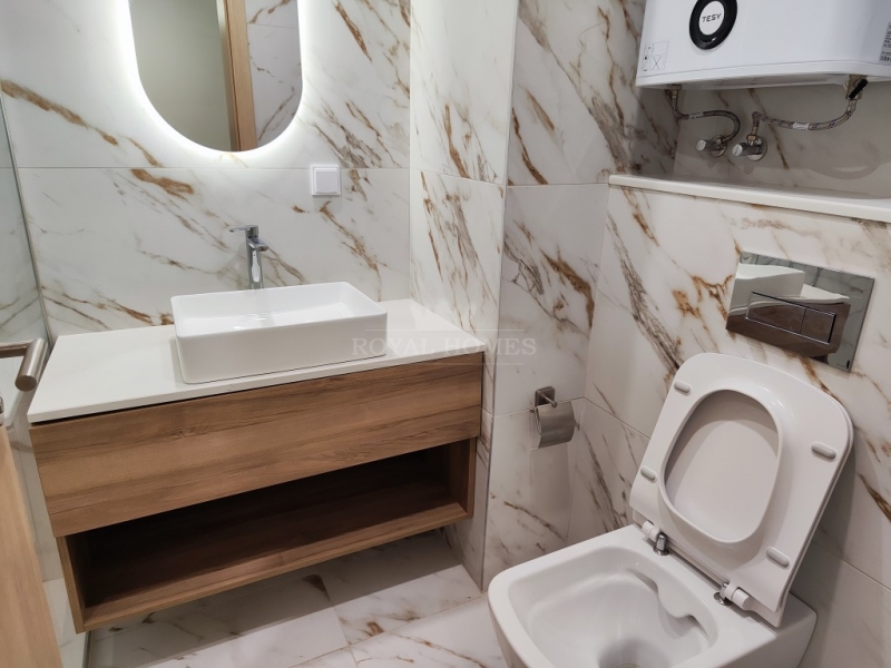 Однакомнатные квартиры на первой линии моря в Ахел