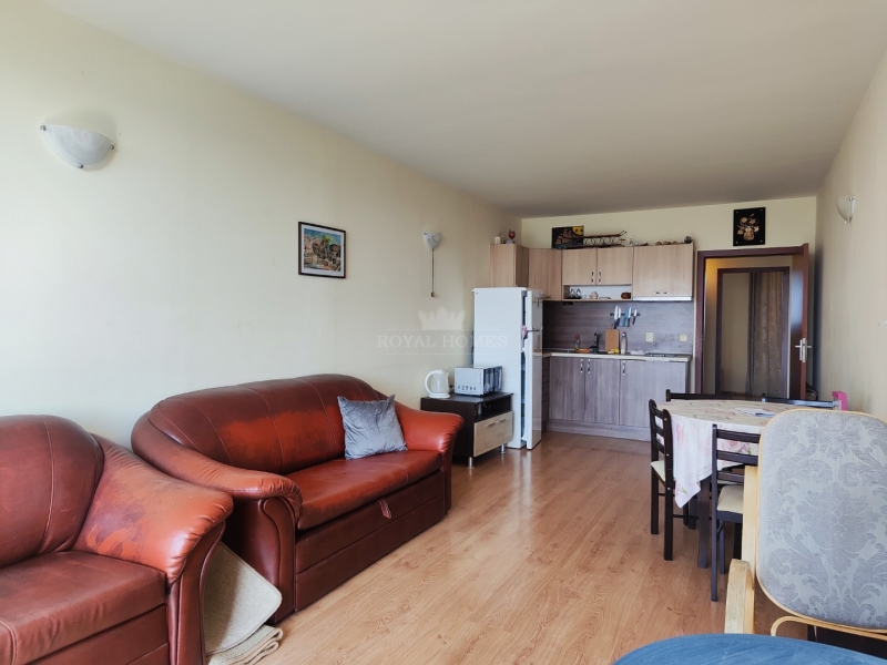 Двухкомнатная квартира (1 спальня) с двумя терраса