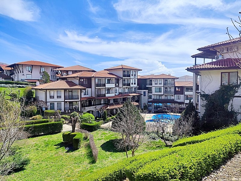 Квартира с 1 спальней в комплексе Арена на первой 