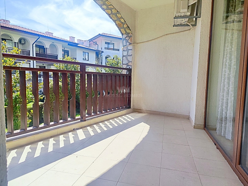 Квартира с 1 спальней в комплексе Арена на первой 