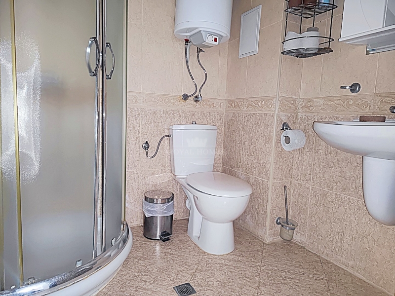 Квартира с 1 спальней в комплексе Арена на первой 