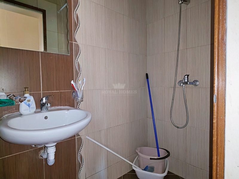 Квартира с 1 спальней в Amber Beach на Солнечном Б