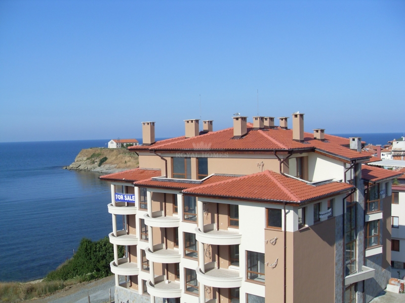 Недвижимость в Болгарии у моря на первой линии. Кв