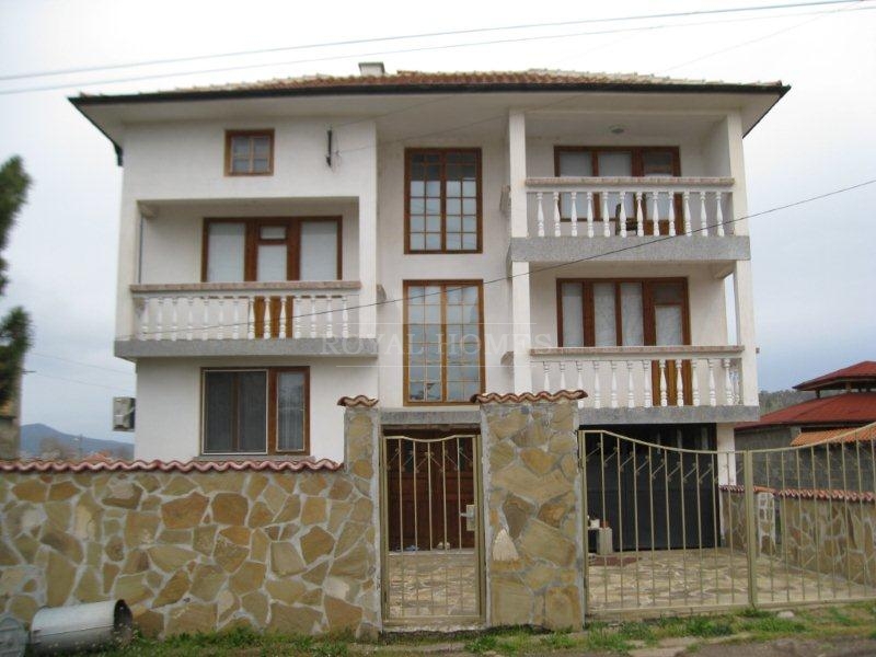 Купить дом в Болгарии на побережье и получит второ
