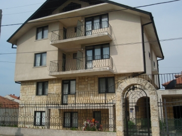 Недвижимость в Болгарии на море. Семейный отель – дом в Болгарии недорого.