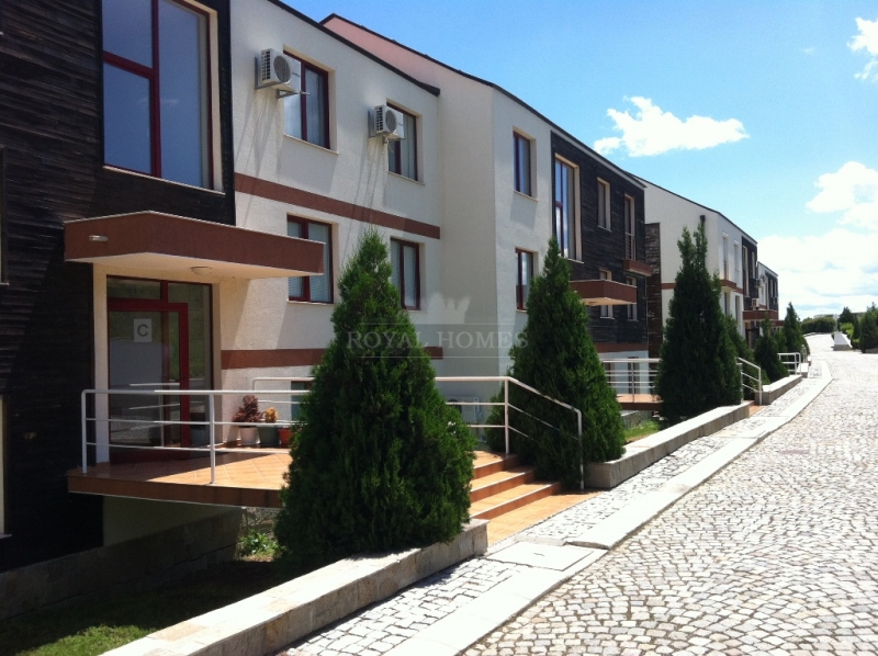 Недорогая вторичная недвижимость в Созополь.