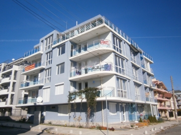 Недвижимость  в Болгарии для круглогодичного проживания. Квартира в Сарафово с видом на море