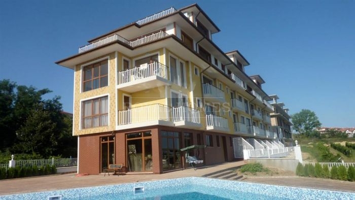 Двухкомнатная квартира в Блгарии с видом на море. 