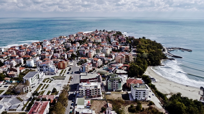 Элитная недвижимость в Болгарии на первой линии у 