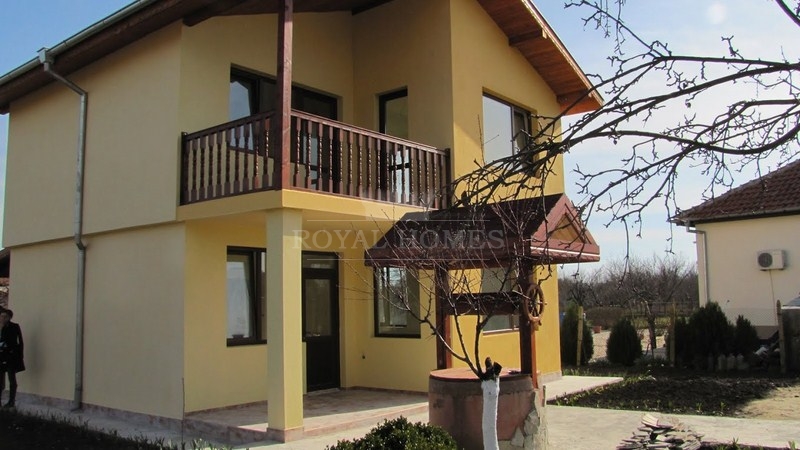 Недвижимость в Болгарии в сельской местности.
