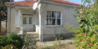 Дом с участком в Болгарии в Бургас.