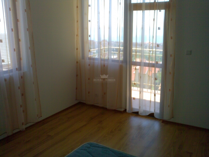 Купить квартиру в Болгарии недорого  с видом на мо