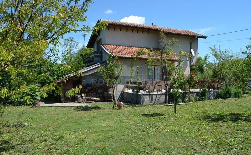 Дом в Болгарии в деревне Полский извор