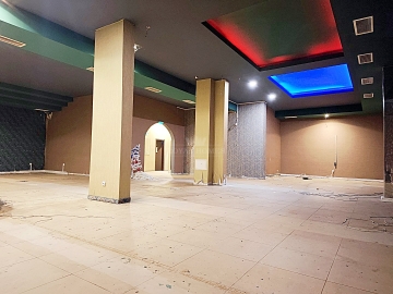 Продажа масштабного коммерческого объекта в Бургасе, квартал Меден Рудник — ночной бар / игровой зал